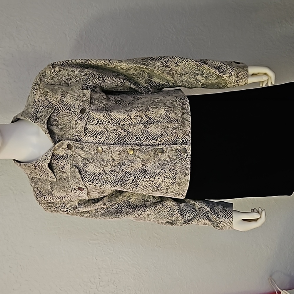 FATE Gray Python Snakeskin Faux Suede Button Down… - image 3